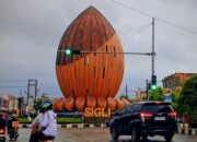 Awan Gelap Menggantung di Tugu Aneuk Mulieng, Hujan Mengintai Sigli