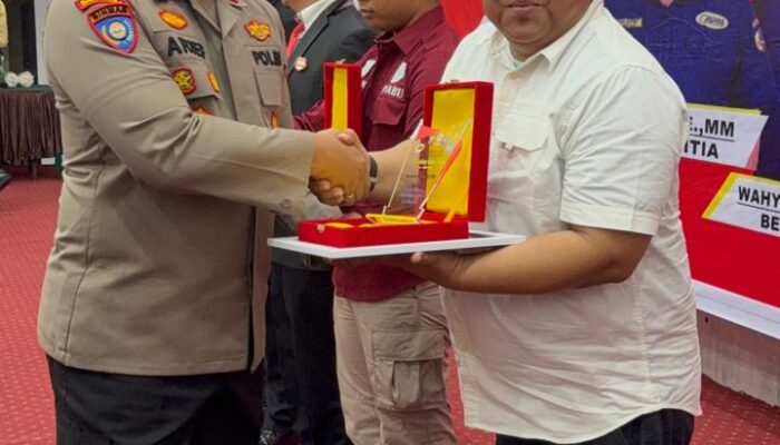 PT GIS Raih Penghargaan Badan Usaha Jasa Pengamanan Terbaik Kategori Perbankan