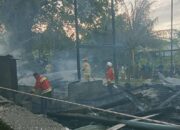 Balai Pengajian Dayah Thalibul Huda Aceh Besar Terbakar