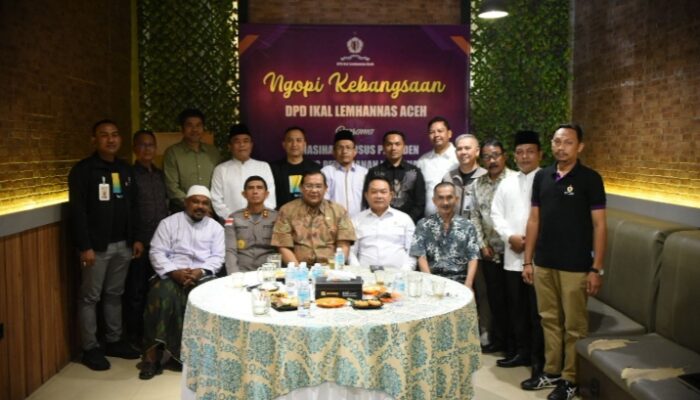 Penasehat Khusus Presiden Dudung Abdurachman Ngopi Kebangsaan Bersama Alumni Lemhannas Aceh