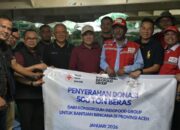 Wakil Gubernur Aceh Terima Bantuan Kemanusiaan PMI di Pelabuhan Krueng Geukueh