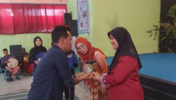 Teater Garis Lurus Gelar Panggung Rakyat 