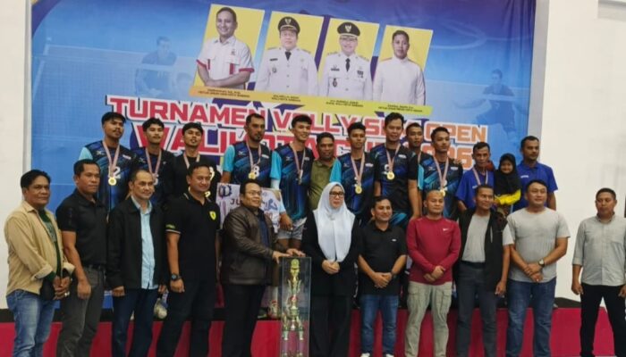 Tim Voli Beurawang Juara Turnamen Voli Wali Kota Cup