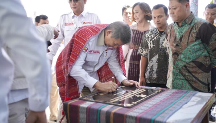 Hashim S Djojohadikusumo Resmikan Queen Parrona Hotel by Sativa