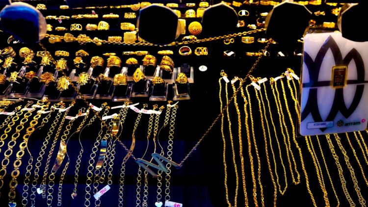 Rekor Tertinggi, Harga Emas di Banda Aceh Tembus Rp8 Juta per Mayam