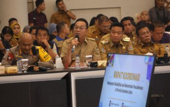 Bupati Tapsel Komit Bangun Hunian Korban Bencana