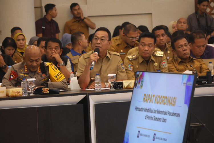 Bupati Tapsel Komit Bangun Hunian Korban Bencana