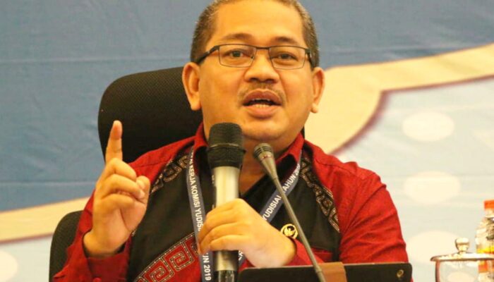 Makan Bergizi Vs Anggaran Pendidikan