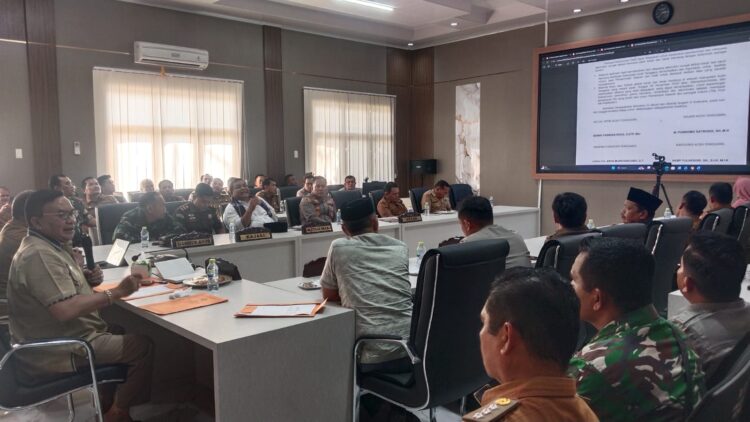 Tumpukan Kayu Akibat Banjir untuk Pemulihan, Forkopimda Agara Sepakati Langkahnya