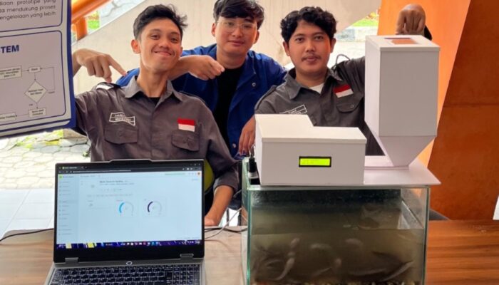 Tingkatkan Kualitas Budidaya Ikan, Mahasiswa UPER Rancang Teknologi Pakan Cerdas