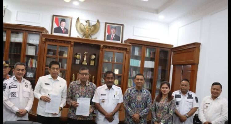 Kementerian PUPR Serahkan Pengelolaan Aset Hasil Revitalisasi Pasar Tapiv Kepada Pemko Binjai