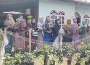 Tekan Kebutuhan Dapur, Sumiati Bagikan Bibit Sayuran Gratis Kepada Emak-emak di Beringin