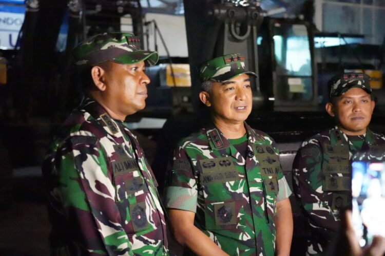 Pangdam Kerahkan Alat Berat Bantuan Kasad Percepatan Pemulihan Bencana Aceh