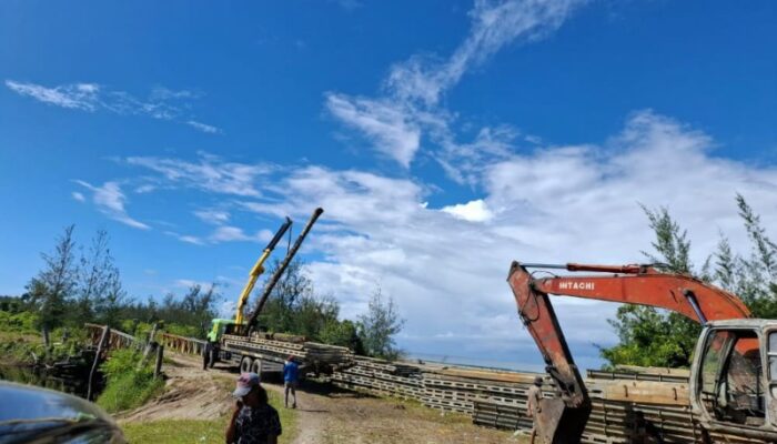 Dinas PUPR Aceh Lakukan Terobosan Akses Jalan Pulopaya–Trumon Pasca Banjir dan Longsor