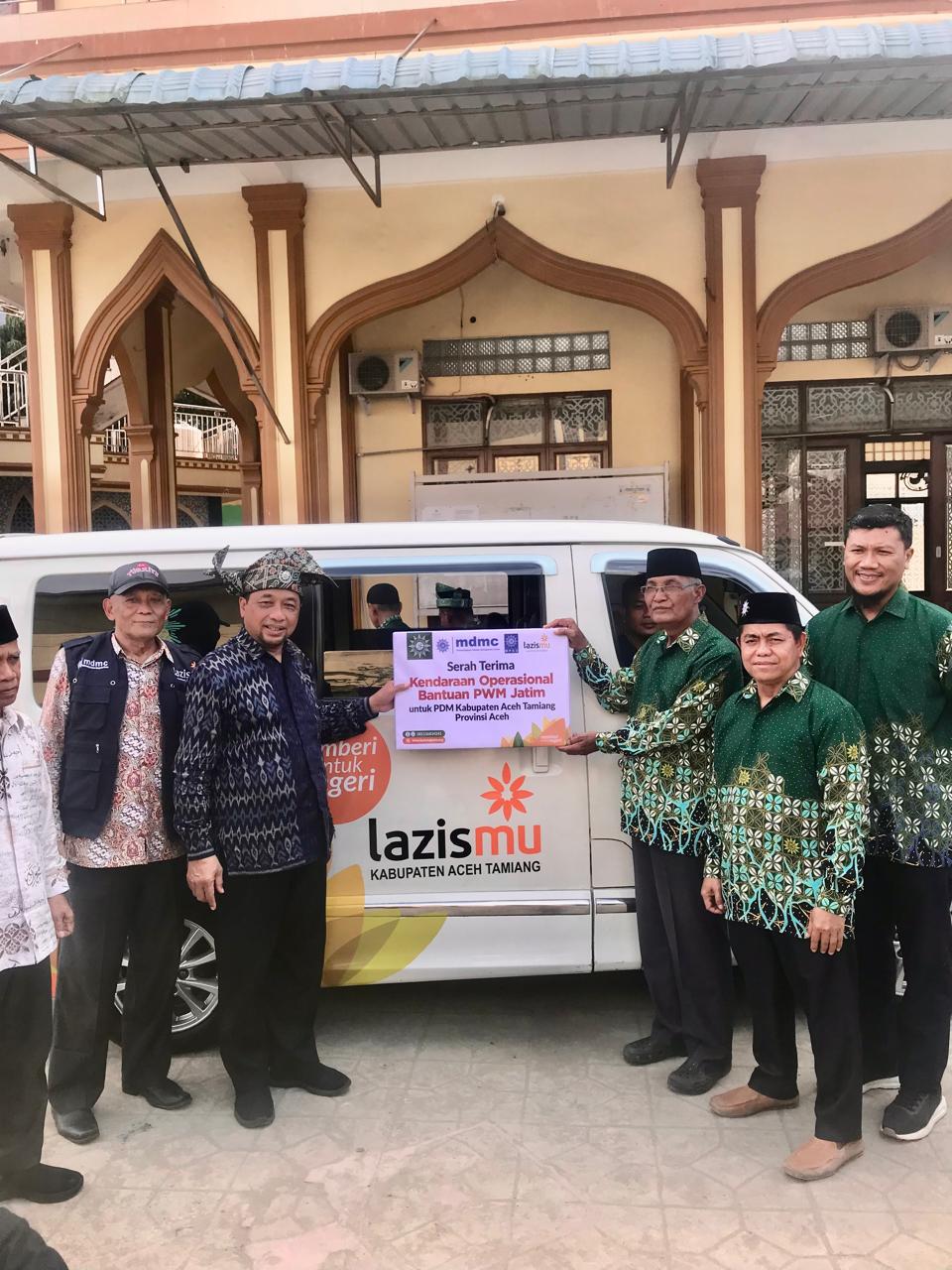 PW Muhammadiyah Provinsi Jawa Timur Hibahkan Mobil Operasional Untuk PD Muhammadiyah Aceh Tamiang