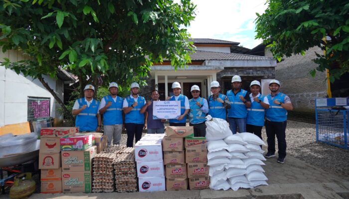 Bantuan YBM PLN Menguatkan Warga Desa Batu Hula Pascabencana