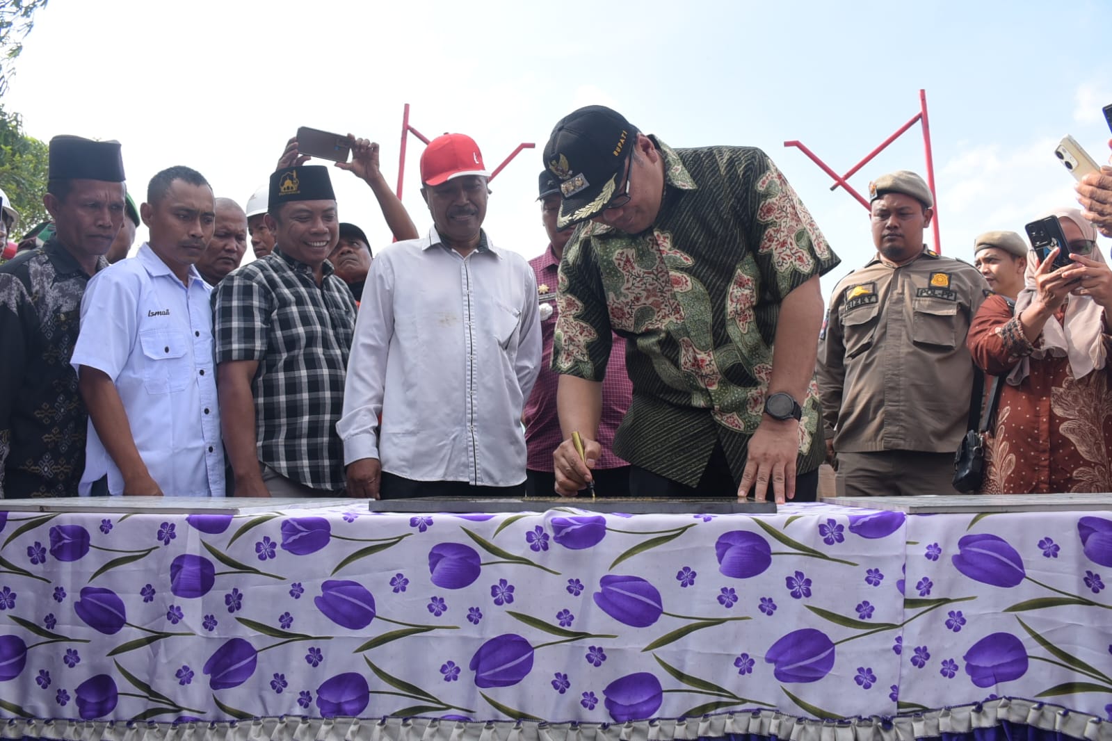 Pasca Diresmikan, Jembatan Titi Merah Klambir V Kini Bisa Dilalui Mobil