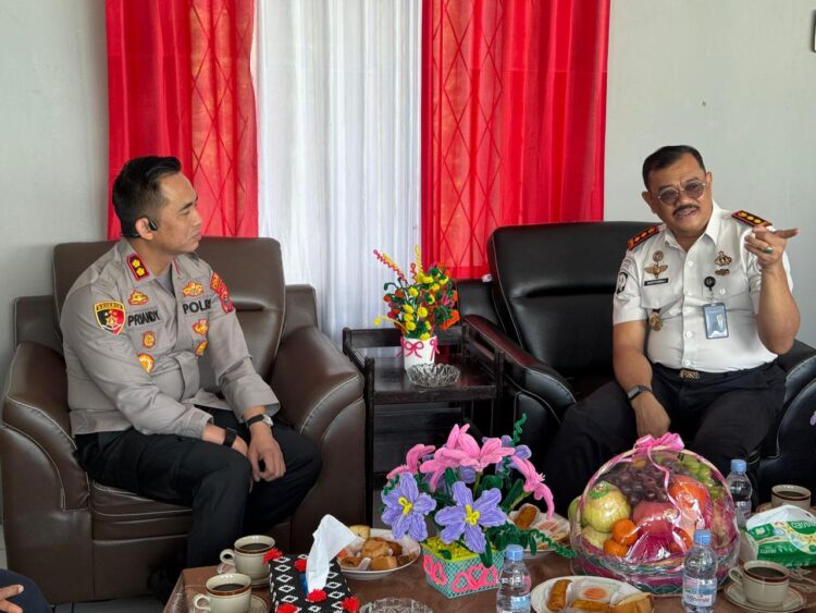 Kapolres Madina Kunjungi Lembaga di Bumi Gordang Sambilan, Jalin Sinergi untuk Keamanan Daerah