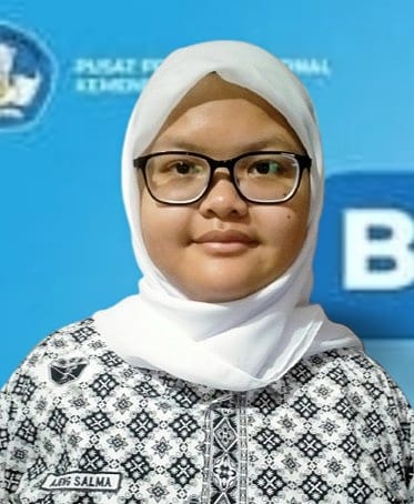 Tuntasan Program BTI, Murid SMA Jakarta Raih Sertifikat Puspresnas