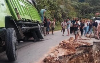 Gubsu Diminta Turun Tangan, Jalan Sopotinjak-Bulusoma Ada Tiga Titik Rawan Amblas