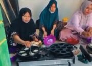 Warga Gampong Lamreung Lestarikan Tradisi Toet Apam