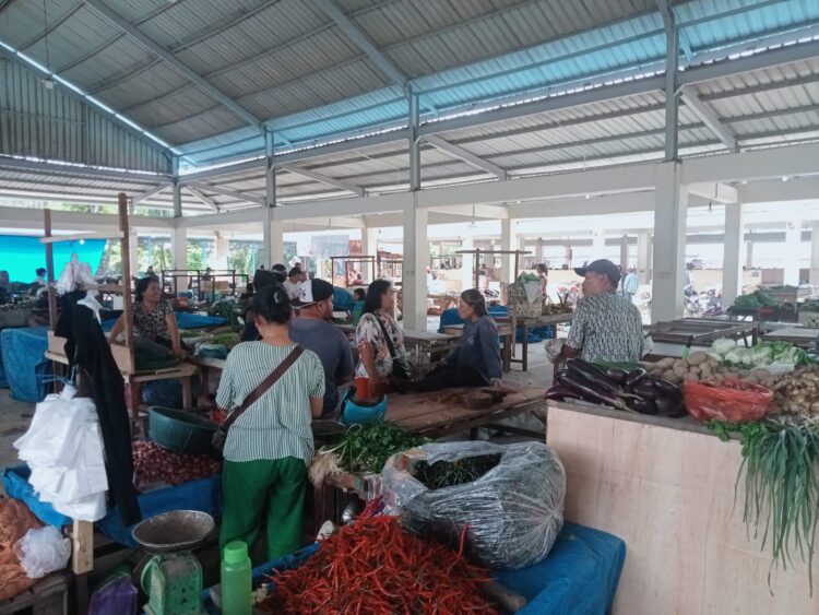 Pedagang Keluhkan Pasar Bakaran Batu, Kios Sempit dan Fasilitas Air Belum Berfungsi