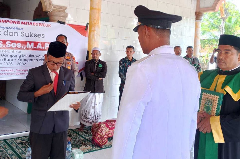 Anwar Dilantik, Camat Peukan Baro Larang Titip Program