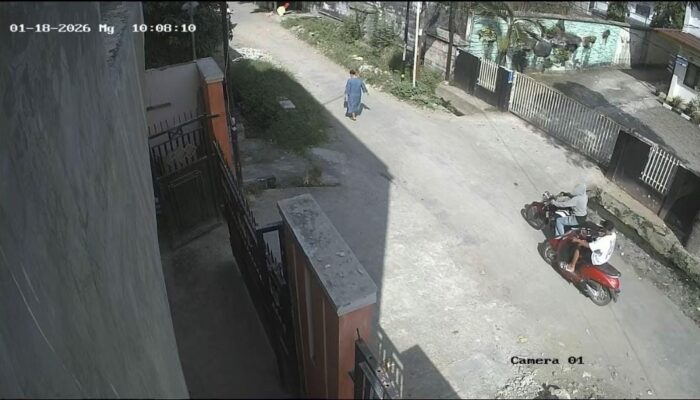 Pasangan Kekasih Terekam CCTV Curi Sepeda Motor Di Jalan Kolam Medan Estate