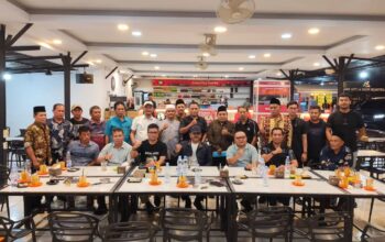 Bupati Madina Sempatkan Bersua Perantau di Batam