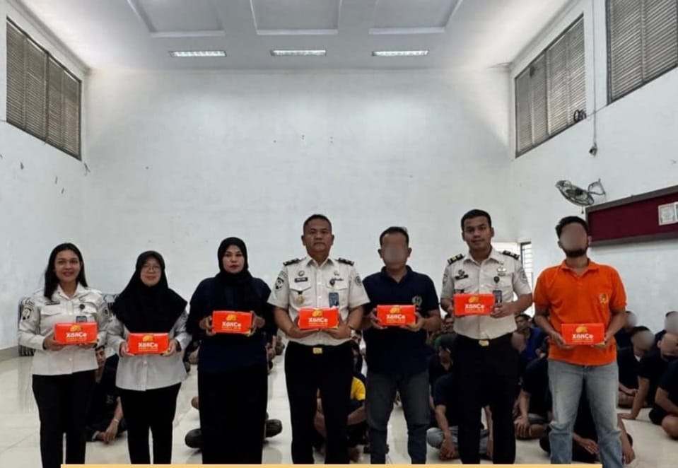 Hadapi Musim Pancaroba, Lapas Kelas IIA Binjai Bagikan Vitamin Kepada Warga Binaan