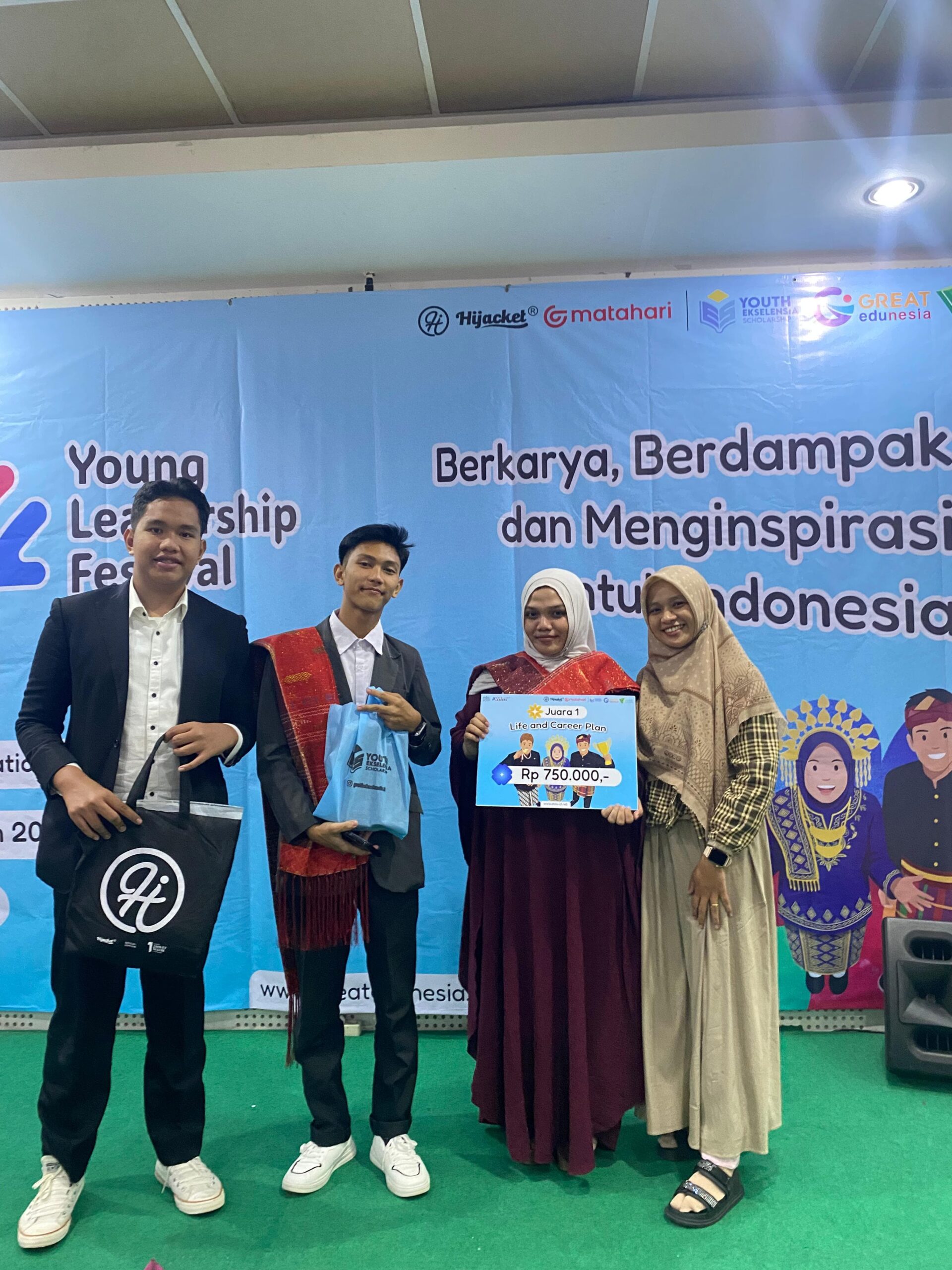 Awardee YES Medan Raih Juara 1 Ajang Young Leadership Festival Nasional 2026