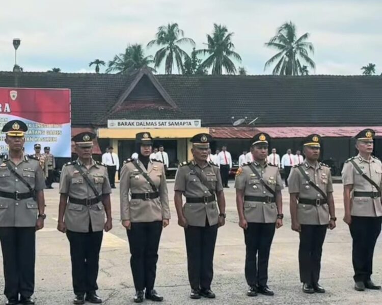 Kapolres Pimpin Sertijab Sejumlah Pejabat Utama Polres Mandailing Natal