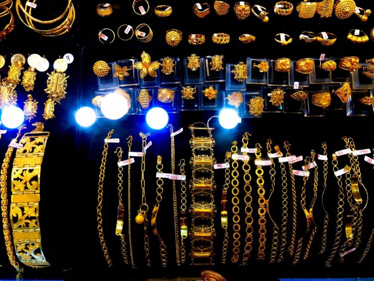 Harga Emas Perhiasan di Banda Aceh Melonjak Tajam, Nyaris Rp9 Juta Per Mayam