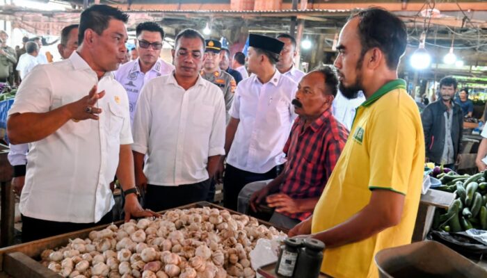 Pedagang di Badan Jalan Sekitar Pasar Induk Lambaro akan Ditertibkan