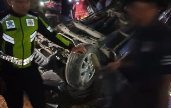 Kereta Api Tabrak Innova, 7 Tewas 1 Kritis