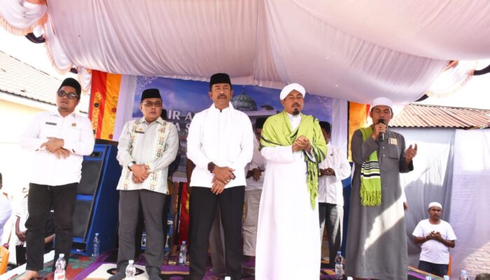 Hadiri Sejuta Salawat, Bupati Madina Sebut Jadi Momentum Memperkuat Doa dan Harapan Bersama