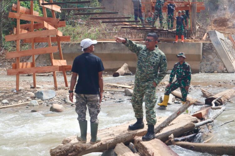 Dansubsatgas Tinjau Lokasi Bencana di Gayo Lues, TNI Siapkan Tiga Jembatan Bailey