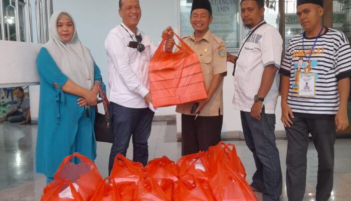 Sambut Ramadhan, KSJB Dan FMB Gelar Sedekah Buka Puasa