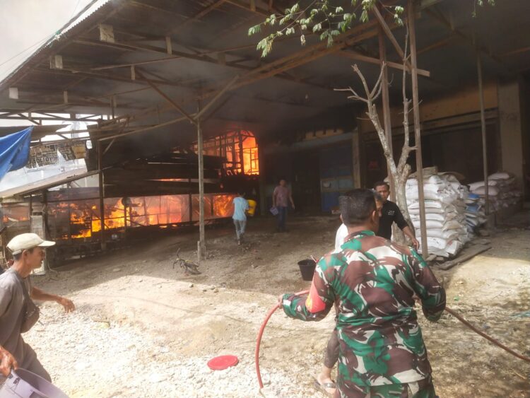 Delapan Ruko di Kecamatan Peunaron Terbakar, Kerugian Ditaksir Rp1 Miliar