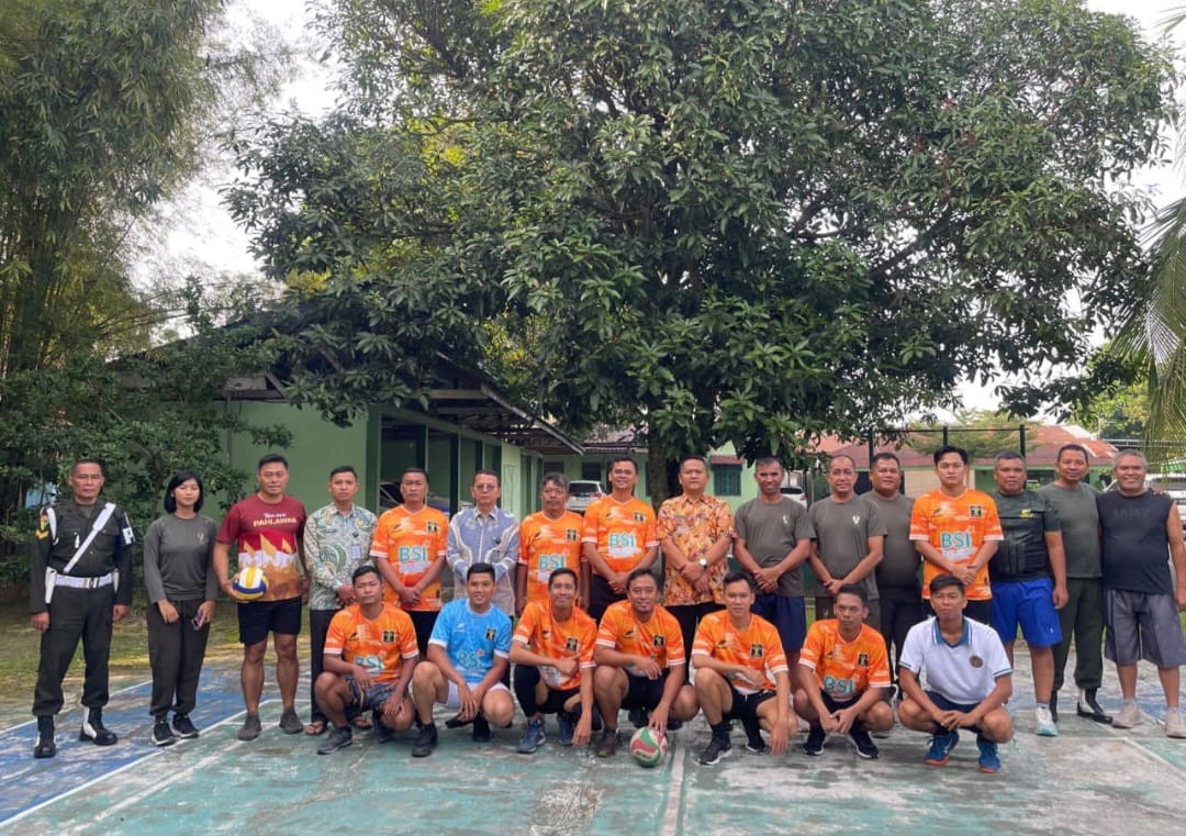 Lapas Kelas IIA Binjai Tanding Voli Persahabatan Vs PM Subdenpom 1/5-2