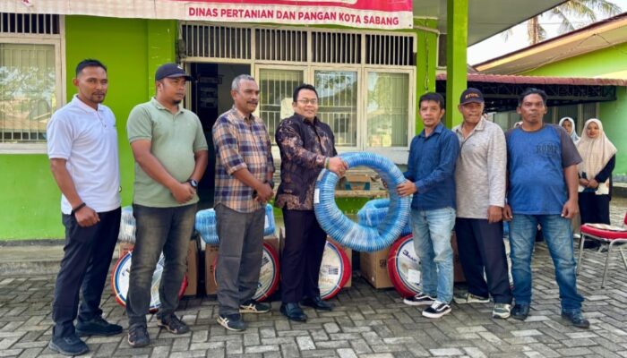 Petani Sabang Terima Bantuan Pompa Air, Wali Kota: Manfaatkan Secara Optimal