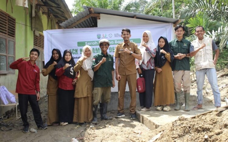 SDN Pante Kera Terima Bantuan MCK dan Sumur Bor Melalui Program Peduli Baik