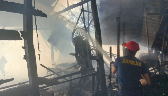 Kebakaran Panglong Kayu di Kuta Baro Aceh Besar, Satu Bangunan Ludes Terbakar