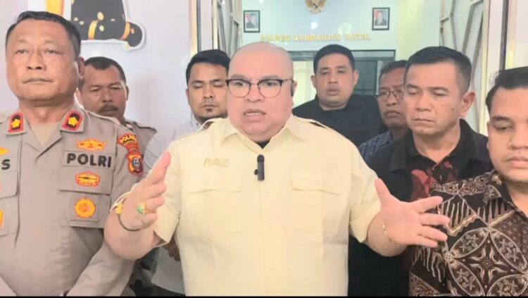 Pengacara Razman Arif Nasution Datangi Polres Madina, Sampaikan Aspirasi Soal Kasus di Muara Batang Gadis