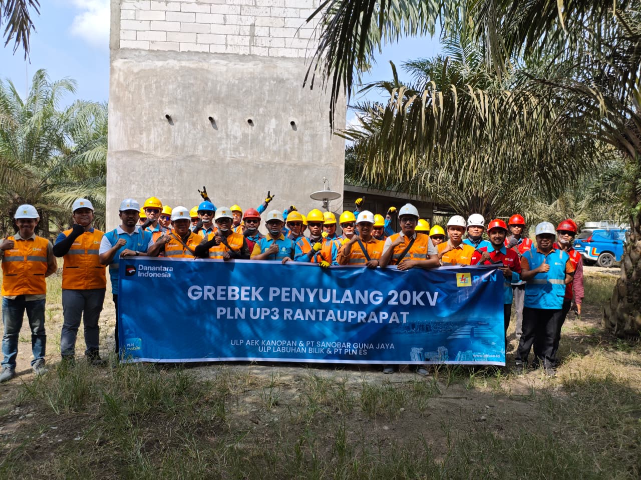 Tingkatkan Keandalan Listrik, PLN UP3 Rantauprapat Lakukan Grebek Penyulang