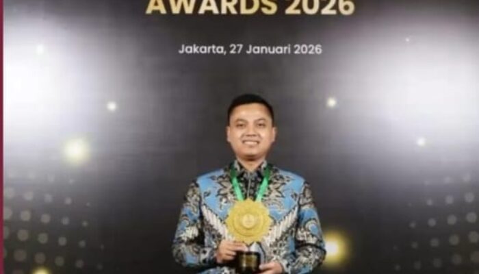 Dukung Program JKN, Jeffry Sentana Terima Penghargaan UHC Awards 2026