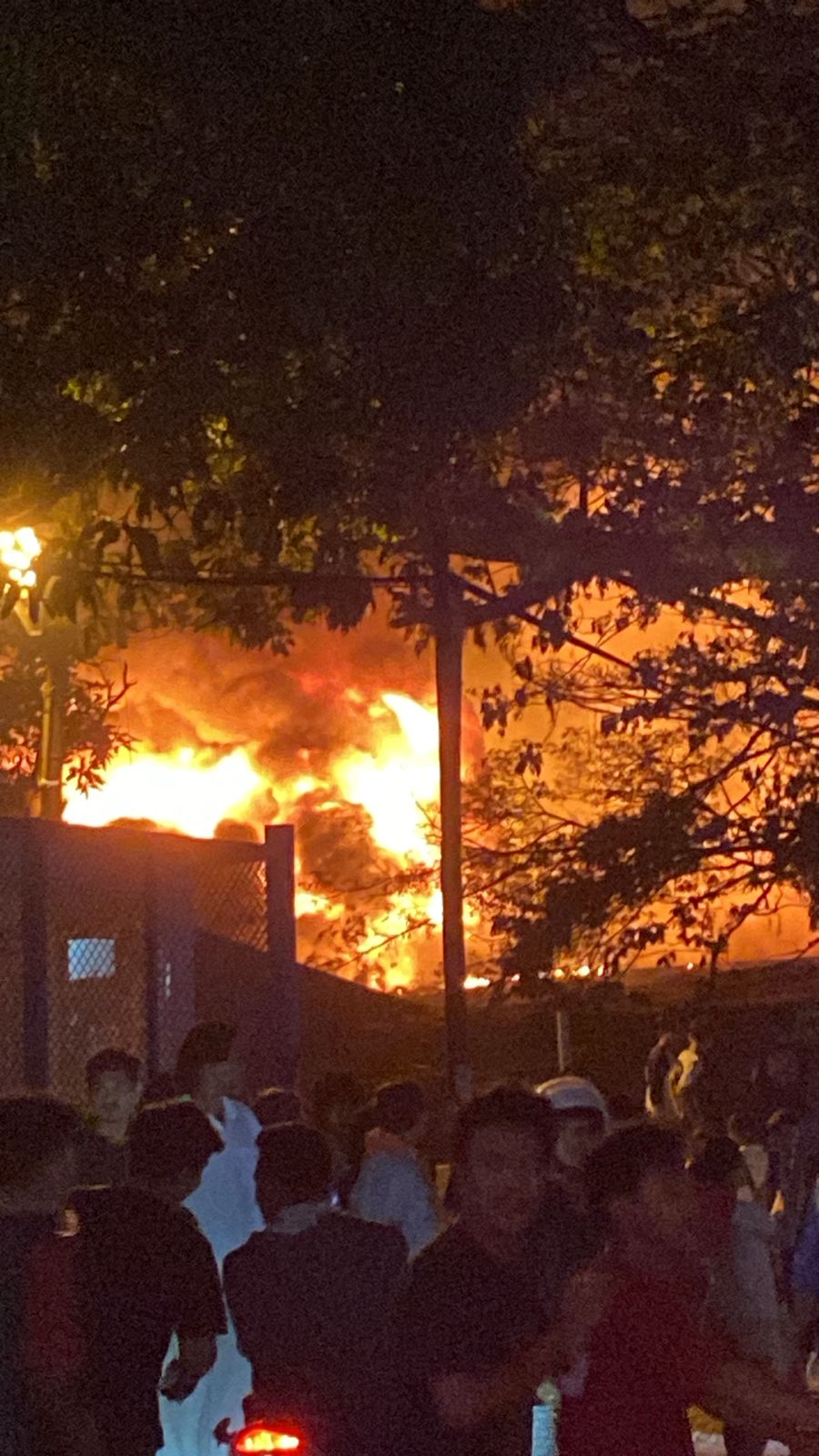 Pabrik Swallow Yos Sudarso Medan Terbakar Hebat