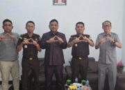 Sinergi Penegak Hukum di Poso: Kajari Yos A Tarigan Sambangi PN, Bahas Implementasi KUHP Baru