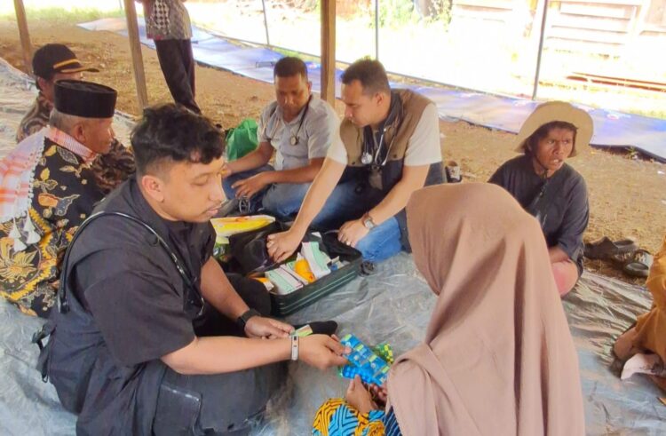 Dr Zuhilmi Putra HRD Buka Pengobatan Gratis Korban Banjir Bandang dan Longsor Bener Meriah