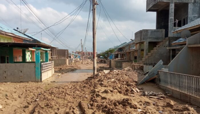 Hujan Duit Di Ladang Bencana Alam Kabupaten Aceh Tamiang